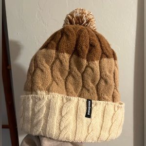 Patagonia bobble beanie